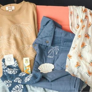 Beachly Winter 2022 box - all items new and unused!